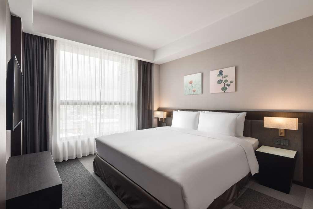 Lakeshore Hotel Tainan Room photo